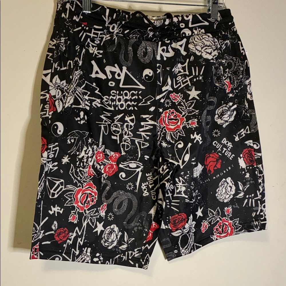 Fresh Graphic Black and Red Shorts